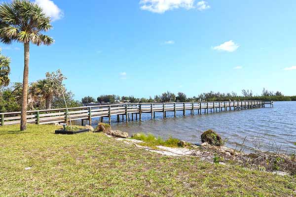 Fishing pier