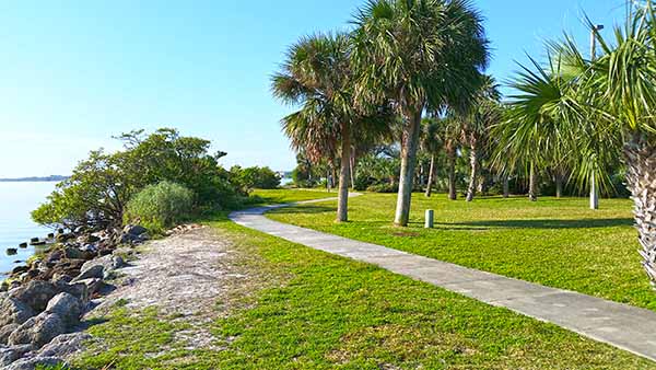 Sidewalk along the river